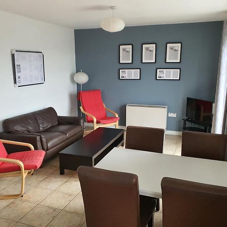 Beach Side Apartment บันโดแรน ภายนอก รูปภาพ