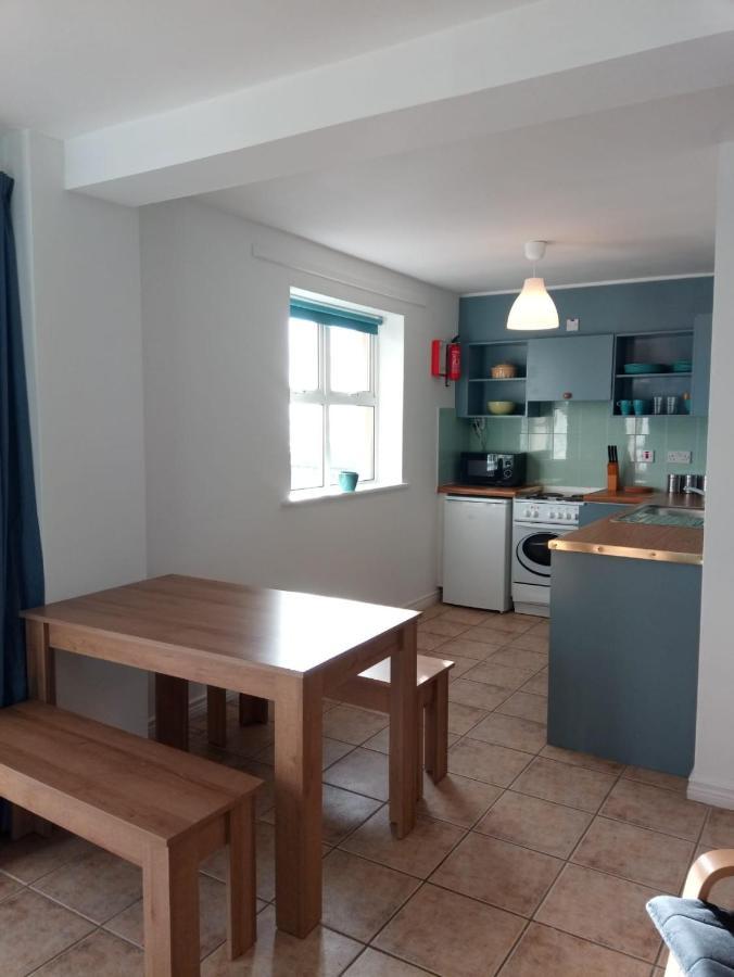Beach Side Apartment บันโดแรน ภายนอก รูปภาพ