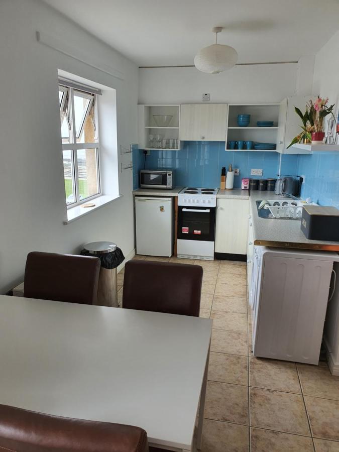 Beach Side Apartment บันโดแรน ภายนอก รูปภาพ